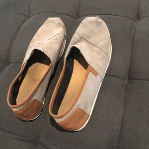 Grey Toms size 13 men’s